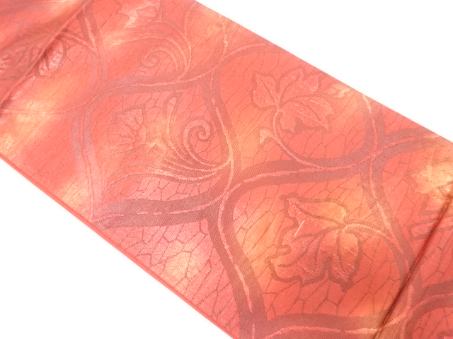 漆　花唐草模様織り出し　暈し　袋帯